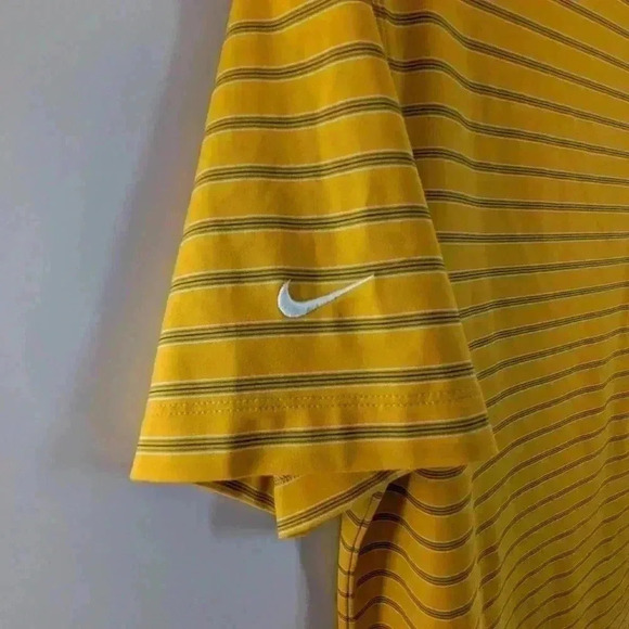 Nike Dri- Fit men's Nike Golf yellow polo size medium shirt - Picture 7 of 8